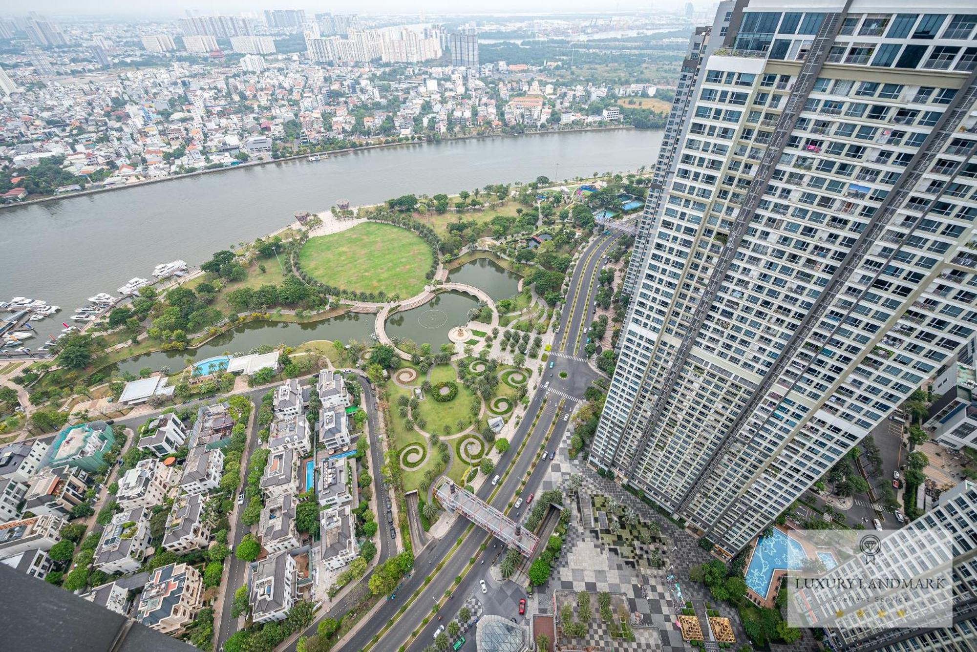 Khách sạn hẻo lánh The Signature Landmark 81 - Vinhomes Central Binh Thanh