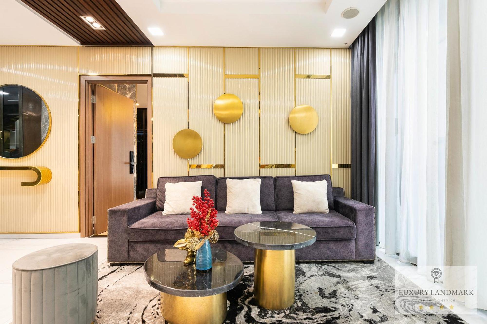 Khách sạn hẻo lánh The Signature Landmark 81 - Vinhomes Central Binh Thanh